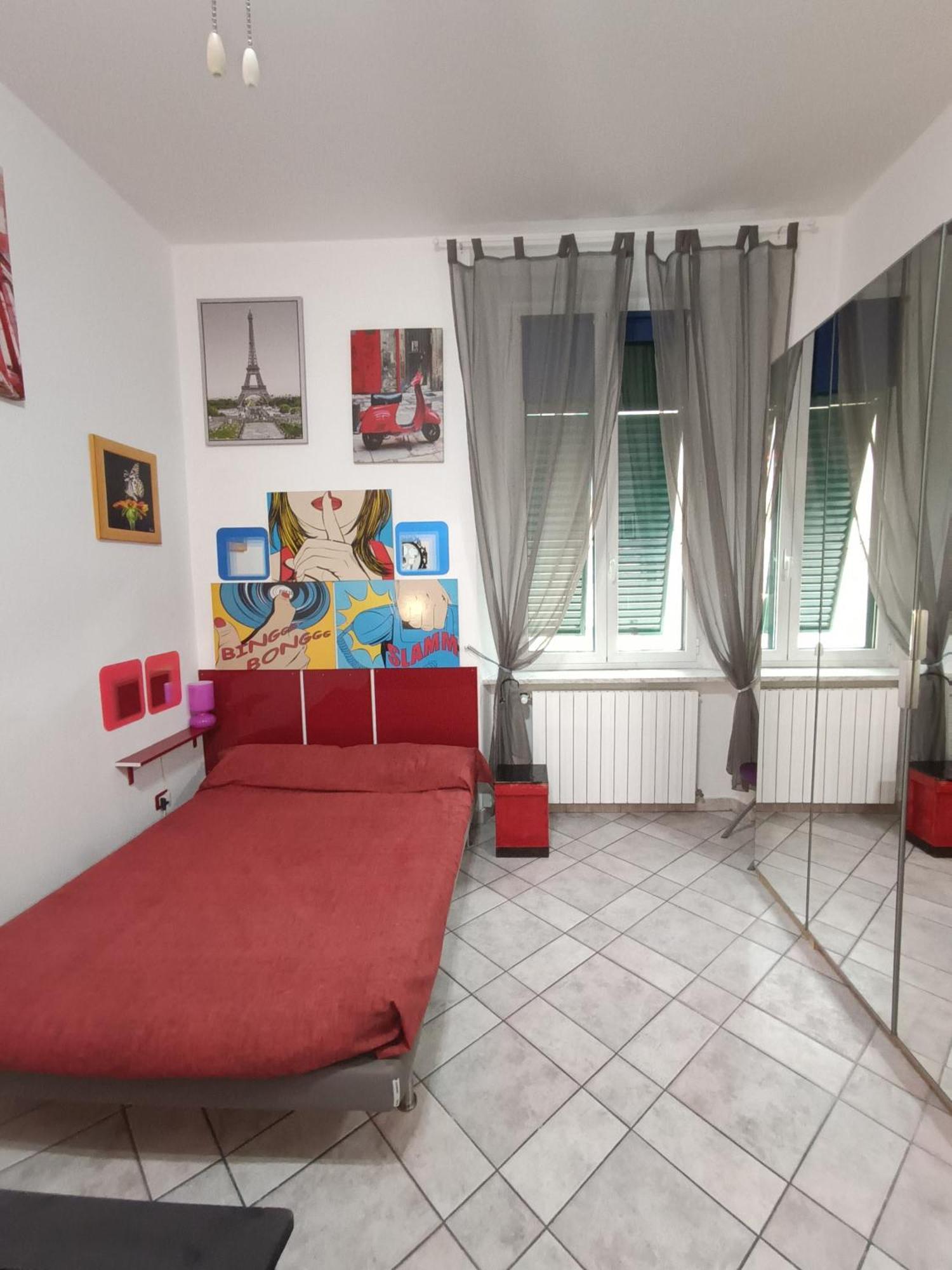 Casa Vacanze Completa Di Tutto E Anche Di Piu Livorno Eksteriør bilde