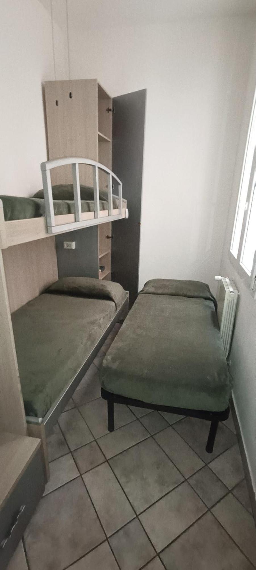 Casa Vacanze Completa Di Tutto E Anche Di Piu Livorno Eksteriør bilde